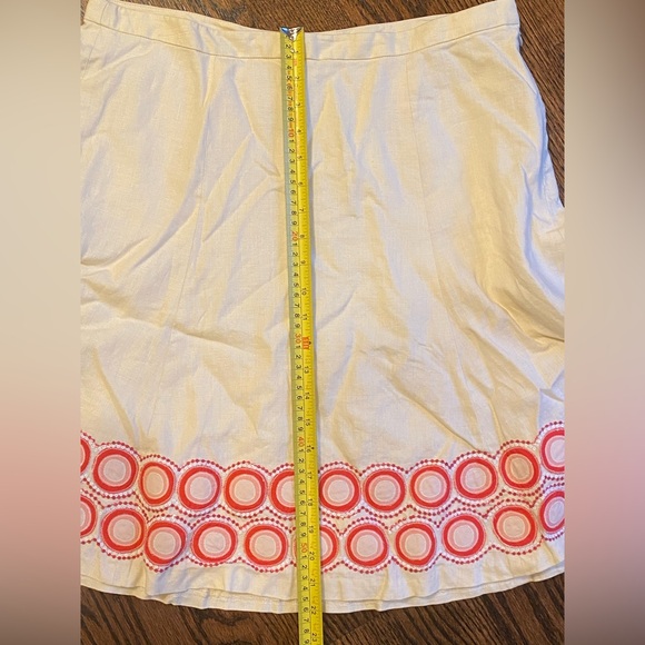 J.Crew size 12 linen skirt, cream with white red and pink accents with sequins - Picture 7 of 7